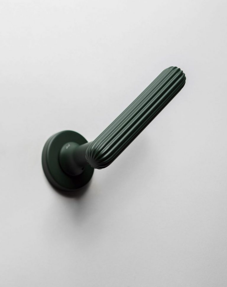 dnd_zeppelin_02-810x1024